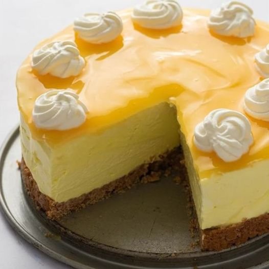 Delicia de tarta de queso y limón sin hornear! 434584493_122194360472004107_5450240231679674372_n
