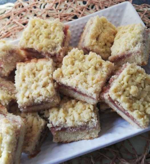 Hungarian Tart grated Jam Biscuit Capture d’écran 2025-03-21 163458
