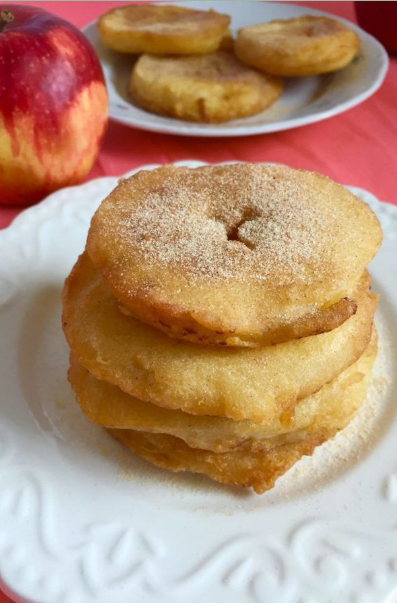 🍏 Hungarian Apple Fritters (Alma Pongyolában) – A Crispy, Sweet Delight! 🇭🇺✨ Capture d’écran 2025-03-26 133335