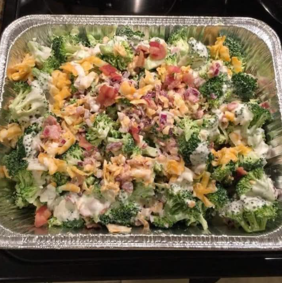 The Best Broccoli Salad You'll Ever Make! "Love this salad Capture dβΓ©cran 2025-05-11 182443