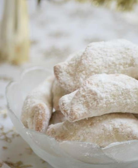 Hungarian Christmas Walnut Cookies (Hókifli) Capture d’écran 2025-06-04 154732