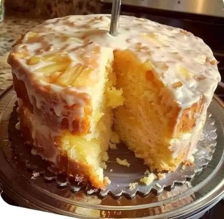 Incredible Pineapple Juice Cake 555855812_799115973092416_6780173112683895050_n