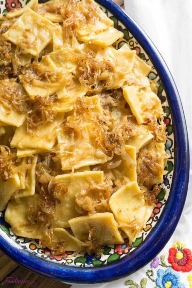 Hungarian Cabbage Noodles with Caramelized Cabbage and Onions - Káposztás Tészta🇭🇺 4abe194612f787ba13455fa1e667778e