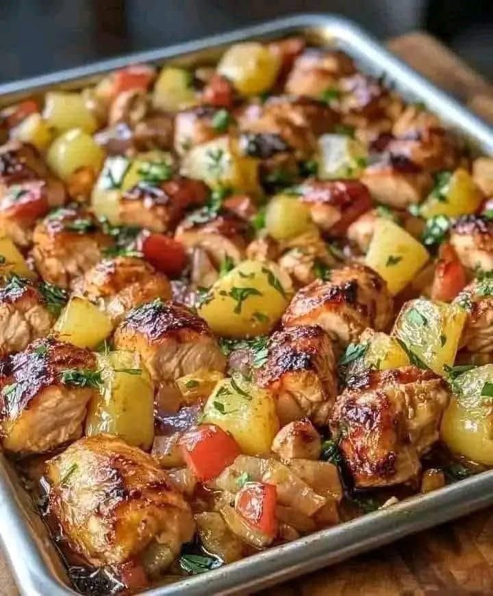 Hawaiian Chicken Sheet Pan 558094787_24635777296033455_9056182513872462125_n