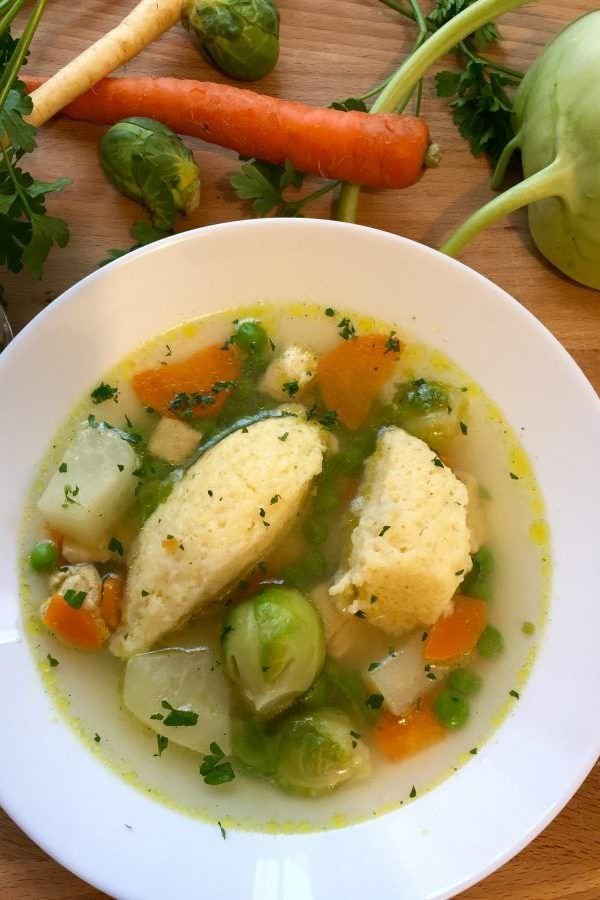 Hungarian Semolina Dumpling Soup - Grízgaluska leves🇭🇺 5540414b04758a44a2746fe00ea2cd9f (2)