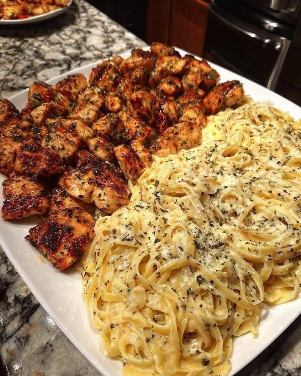 Lemon Garlic Butter Chicken with Creamy Parmesan Pasta 573968287_122252955122219169_1162506040175771334_n