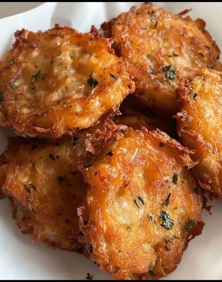 Crispy Potato Fritters Ingredients 583330875_2109861583153820_8955509074030132125_n