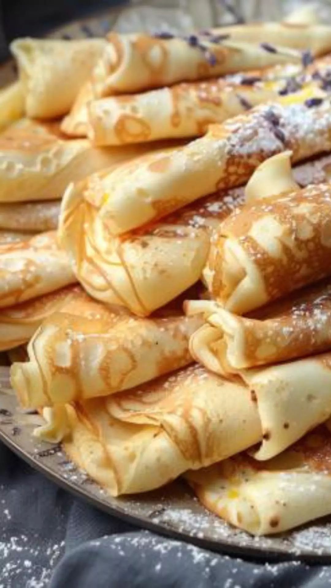 Palacsinta hungarian pancakes🇭🇺 df33b830450867c49c46e3cec06c45c9 (2)