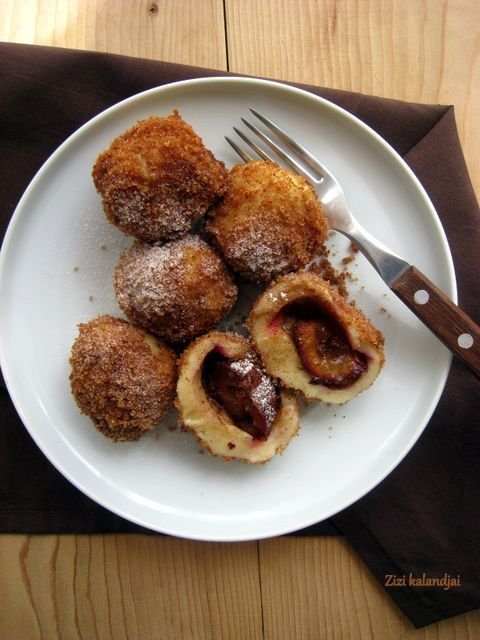 Szilvásgombóc, The Hungarian Plum Dumplings🇭🇺 5f02df3633e53413ca0ce1331d68d363