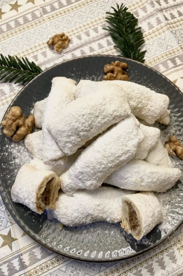 Hungarian Christmas Walnut Cookies (Hókifli) Hungarian-Christmas-walnut-cookie-recipe-e1608469910855