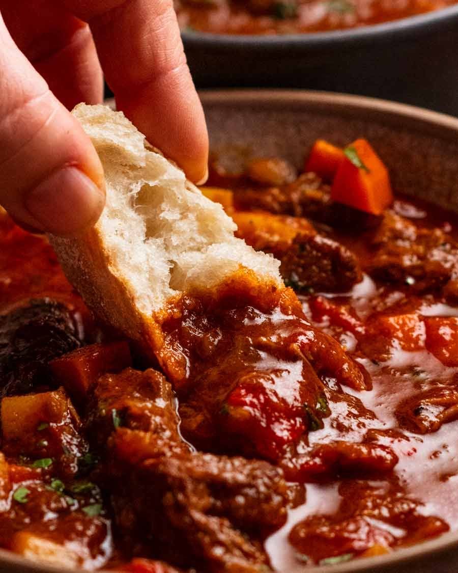 Goulash (Hungarian beef stew)🇭🇺 fd75188700dbec05e74e4c1967210889