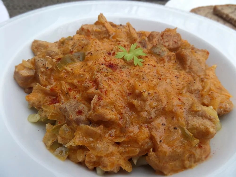 Hungarian Pork and Sauerkraut Goulash / Szekely Gulyas c1bf7f4d9fd357277d6fe1f22ead2378