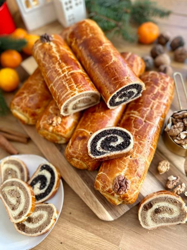 🇭🇺 Hungarian Beigli (Walnut & Poppy Seed Roll Cake) 393b08a35043e7ce8d5cb8af6ecad3ad