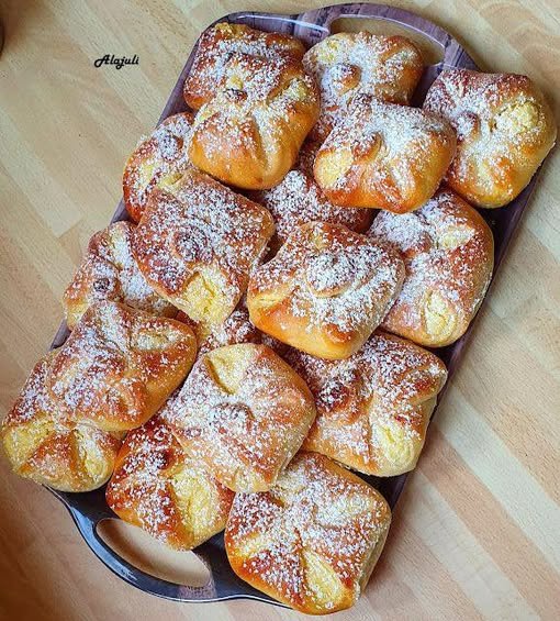 Túrós batyu – Hungarian Sweet Cottage Cheese Pastry You’ll Love 691924233_2816748461996739_8366805596537595826_n
